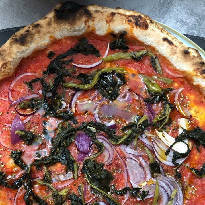 photo of da Frenck Pizza Marinara + cipolla e friarielli shared by @hachi on  17 May 2023 - review