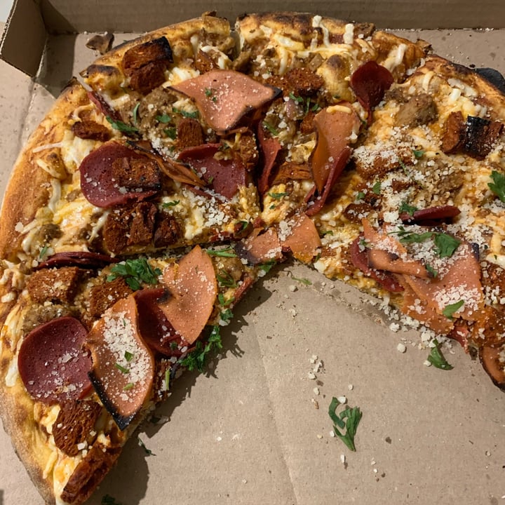 photo of Salvaxe Pizza Meat Haters shared by @mariaart on  01 Jan 2023 - review