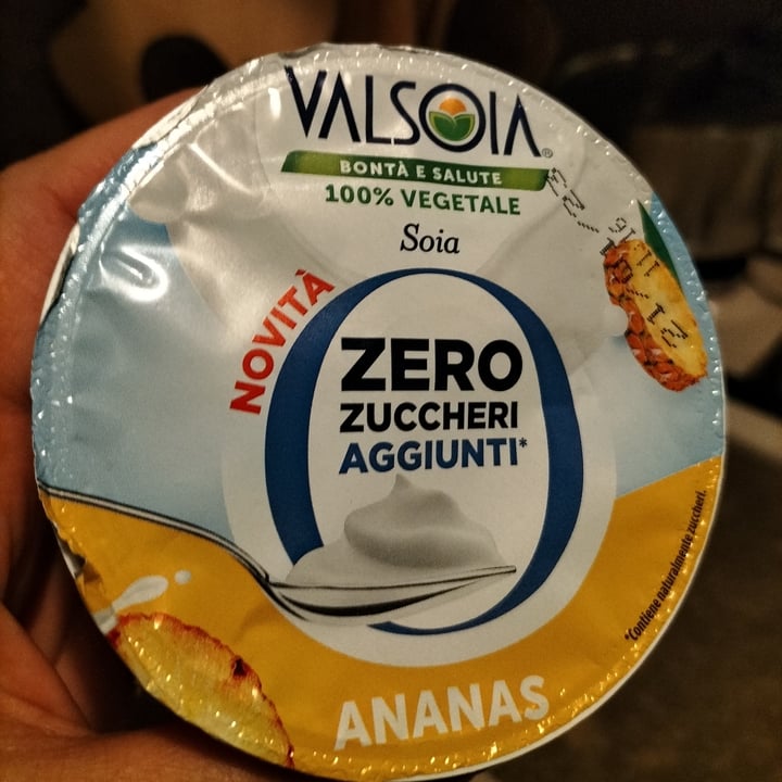 photo of Valsoia zero zuccheri ananas shared by @raffa70s70 on  30 Dec 2022 - review