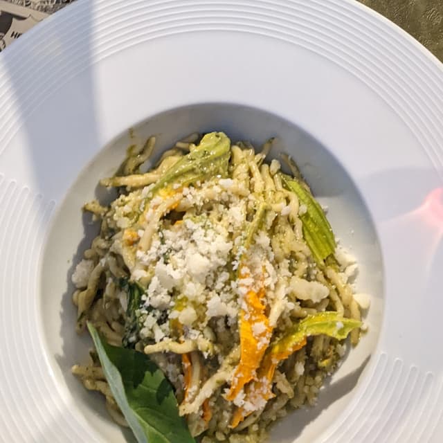 Photo of the dish “Trofie al Pesto con Fiori Di Zucca E Grattugiato Veg”