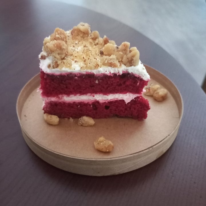 photo of iVegan Danang Red Velvet Cake shared by @punilu on  19 Jun 2023 - review