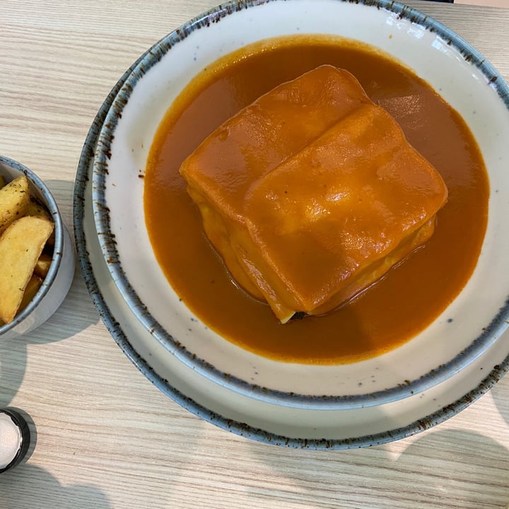 photo of Kind Kitchen Francesinha shared by @illulaura on  13 Aug 2023 - review
