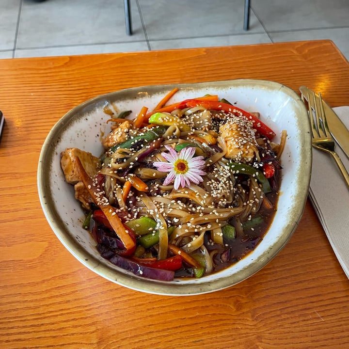 photo of Organic Jungle Teriyaki Noodles shared by @sara18 on  19 May 2023 - review