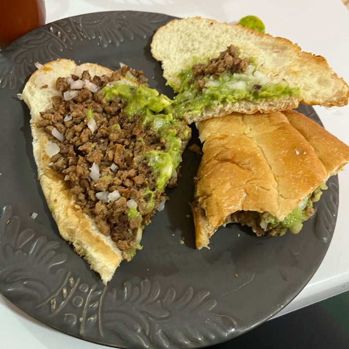 photo of Rincón veggie Torta de suadero shared by @karenaho1 on  17 Jan 2023 - review