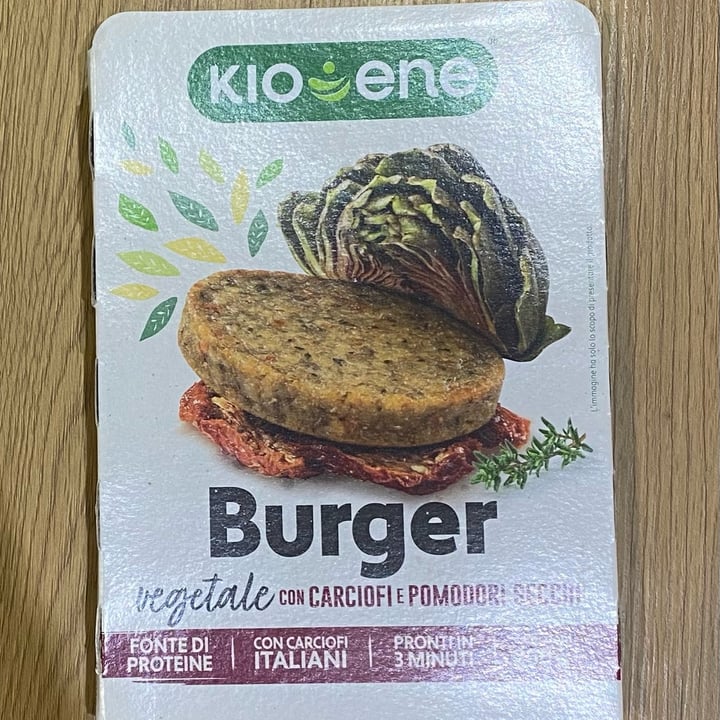 photo of Kioene Burger ai carciofi e pomodori secchi shared by @ilariaaiello on  27 Jan 2023 - review