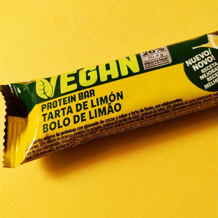 photo of Lidl vegan protein bar (lemon) shared by @rominaguch on  10 Aug 2023 - review