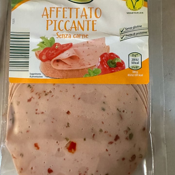 photo of Just Veg! (ALDI Italy) affettato Vegano Con Peperoncino shared by @rapsi on  18 Apr 2023 - review