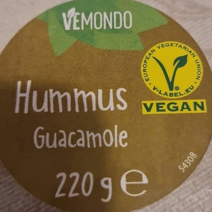 photo of Lidl hummus guacamole shared by @babel21 on  01 Feb 2023 - review