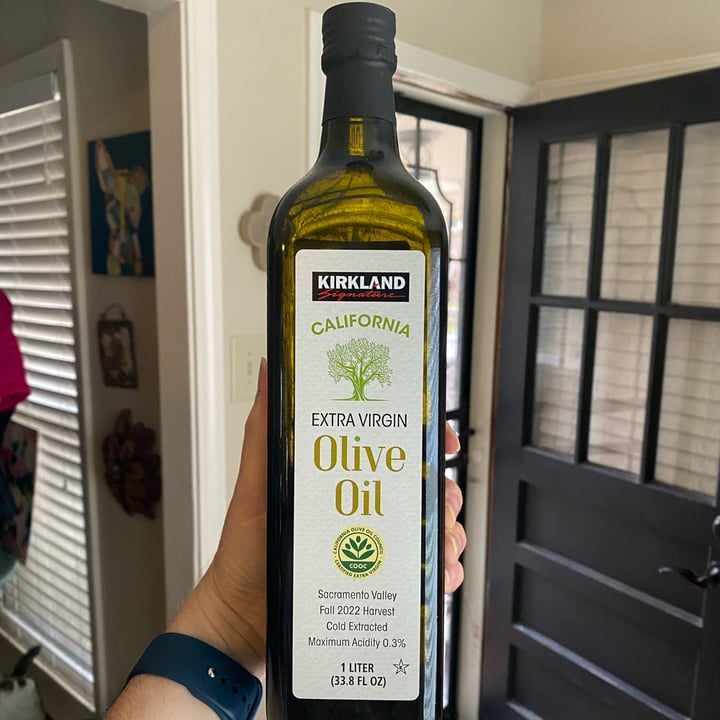 photo of Kirkland Signature California Extra Virgin Olive Oil shared by @thedarktower on  18 Mar 2023 - review