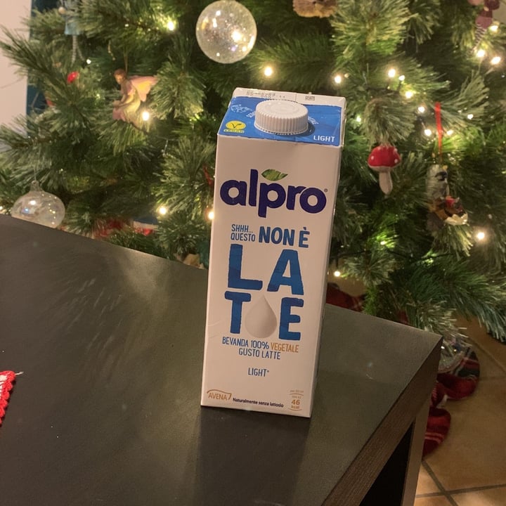 photo of Alpro Shhh… Questo Non È  Latte Light shared by @ischarotate on  04 Jan 2023 - review