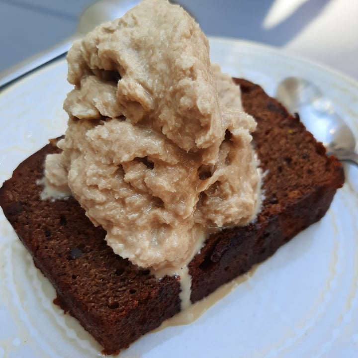 photo of Copper + Cloves @ the organic world Banane, Chocolate, Walnut Loaf with Coconut-Jaggery Ice Cream shared by @julieshantala on  14 Feb 2023 - review