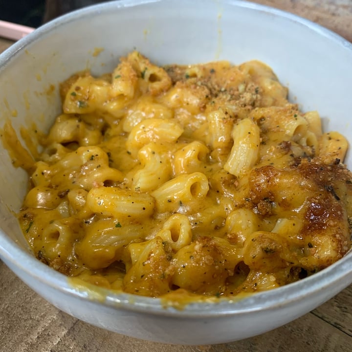 photo of Barely Vegans Mac N Cheese shared by @veganengineer on  02 Apr 2023 - review