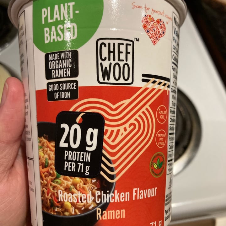 photo of Chef Woo Roasted chicken flavor ramen shared by @cherylje on  24 Dec 2022 - review