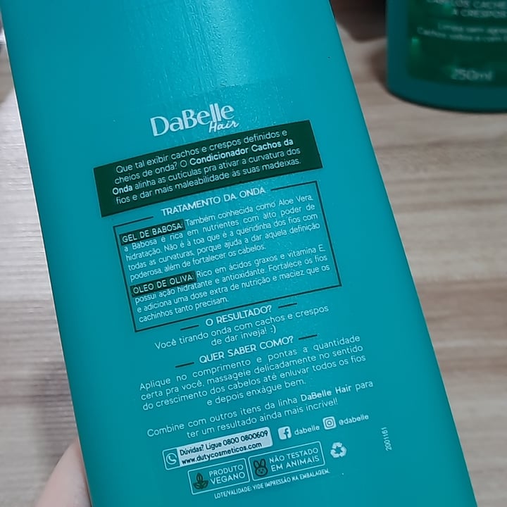 photo of Dabelle dabelle hair condicionador cachos da onda shared by @lucasbohen on  18 Jan 2023 - review