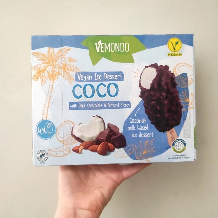 photo of Vemondo Vegan Ice Dessert - Coconut shared by @scatolettadiceci on  04 Aug 2023 - review