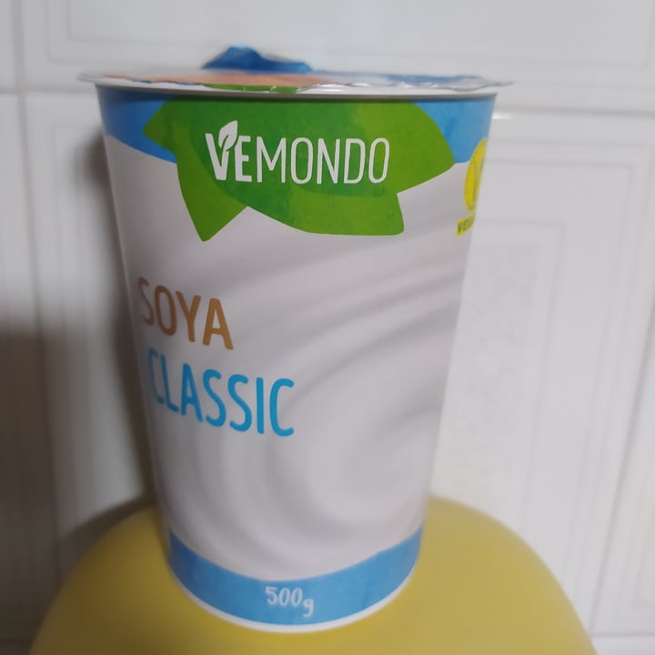 photo of Vemondo Yogurt soia shared by @laetitiainveg on  30 Jan 2023 - review