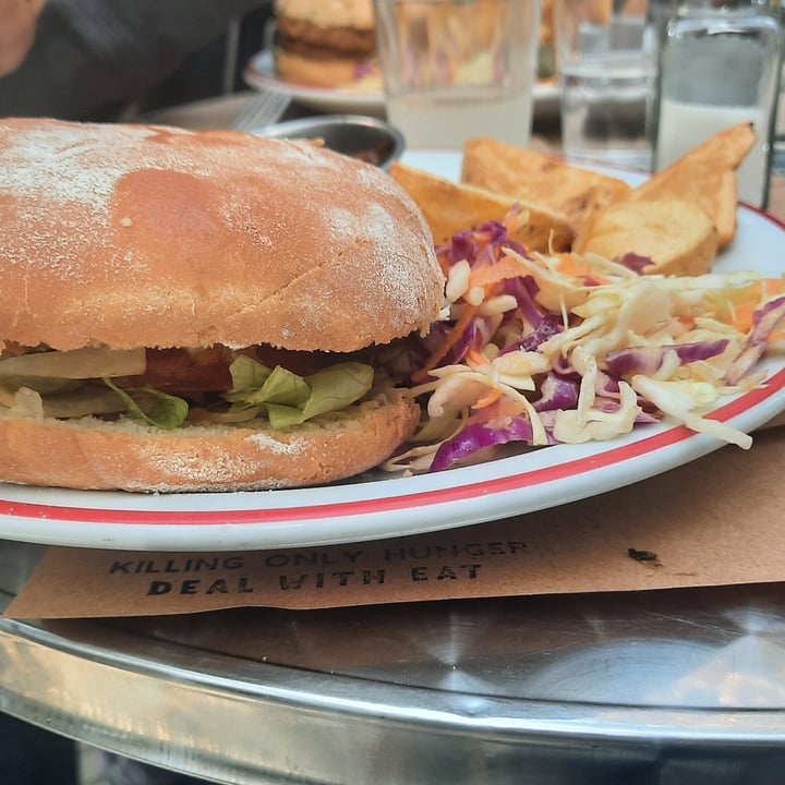 photo of Gordo Vegano Sándwich de Mila de fugazzetta shared by @marleneriolo on  14 May 2023 - review