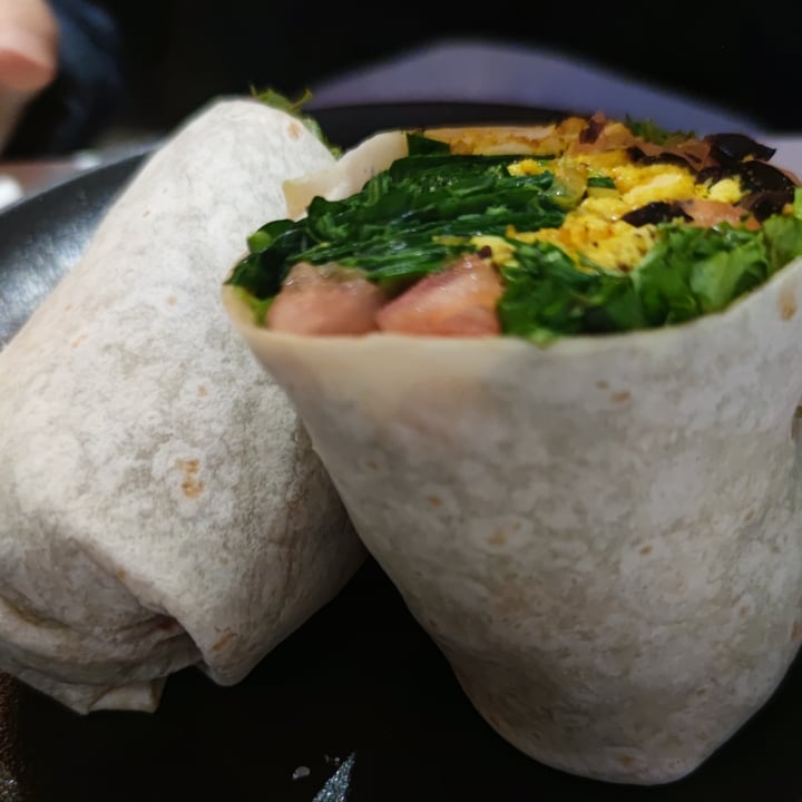 photo of P.S. Kitchen Tofu Scramble Wrap shared by @itslara on  07 Apr 2023 - review