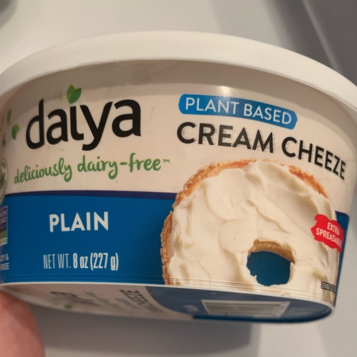 photo of Daiya Plain Cream cheese shared by @rochi09 on  05 Aug 2023 - review