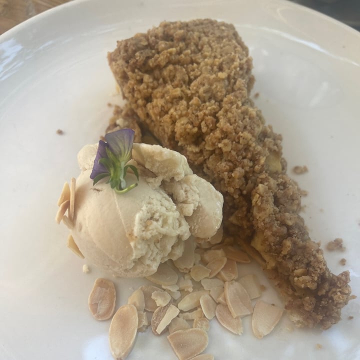 photo of Jonkershuis Restaurant South Africa Apple Crumble shared by @vangees16 on  16 Feb 2023 - review