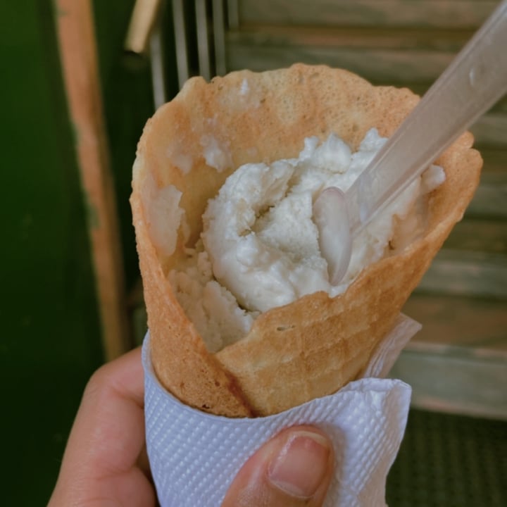 photo of Ambient Cafe Vegan Coconut Ice Cream shared by @rainree on  10 Jul 2023 - review