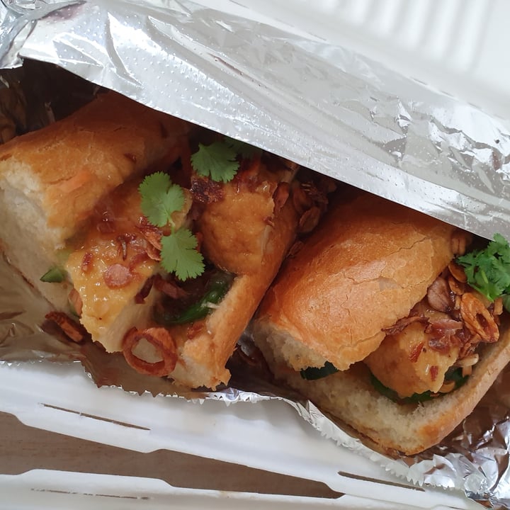 photo of Mama Dut Fried Tofu Banh Mi Special shared by @anistavrou on  22 Feb 2023 - review