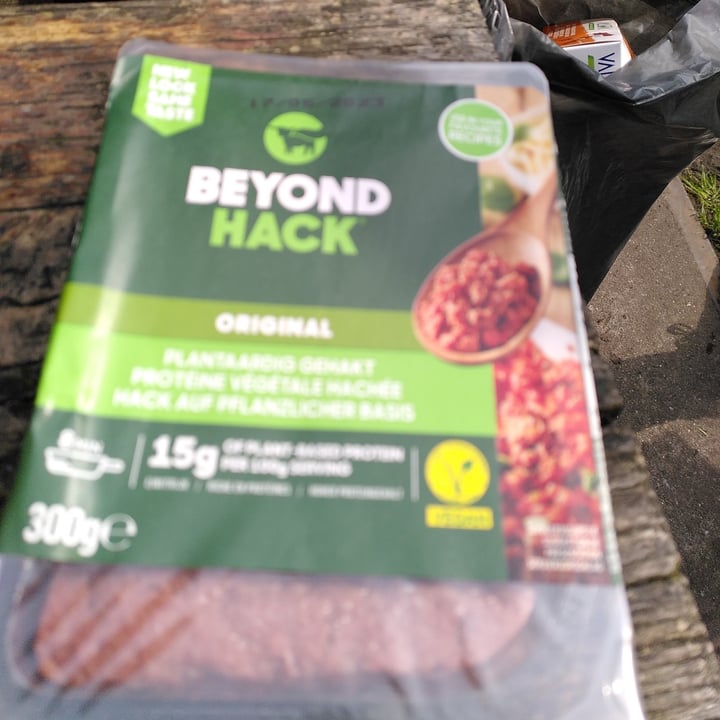 photo of Beyond Meat original shared by @walkabout-veg on  16 May 2023 - review
