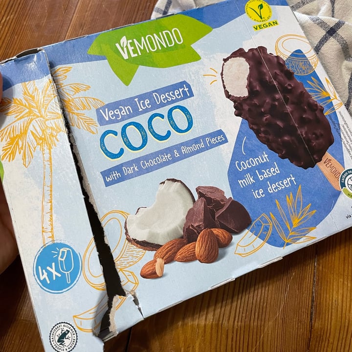 photo of Vemondo Vegan Ice Dessert COCO with Dark Chocolate & Almond Pieces shared by @chezblanchette on  10 Aug 2023 - review