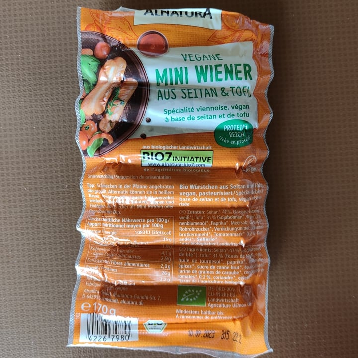 photo of Alnatura Vegane Mini Wiener aus Seitan & Tofu shared by @sym on  26 Feb 2023 - review