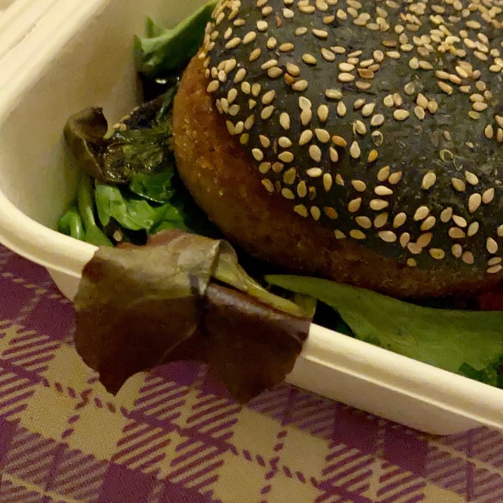 photo of Pro Fitness Food V burger shared by @mariapiav on  06 Jun 2023 - review