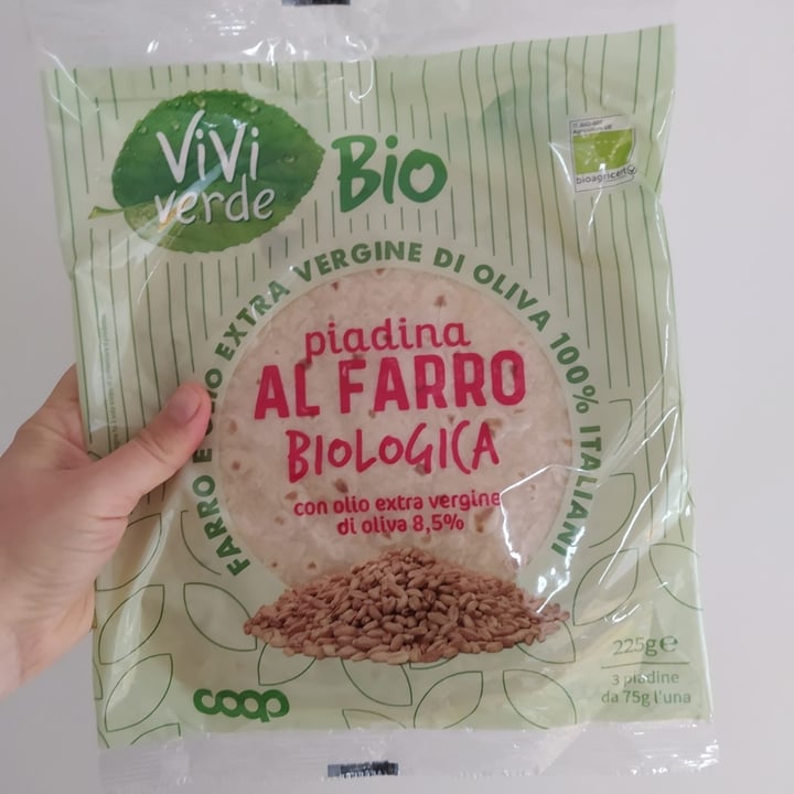photo of Vivi Verde Coop piadina al farro biologica shared by @deliaveg on  19 Apr 2023 - review