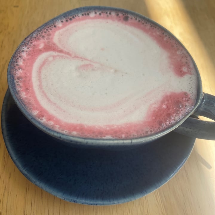 photo of Lexi's Healthy Eatery Moon Mylk shared by @vangees16 on  16 Feb 2023 - review