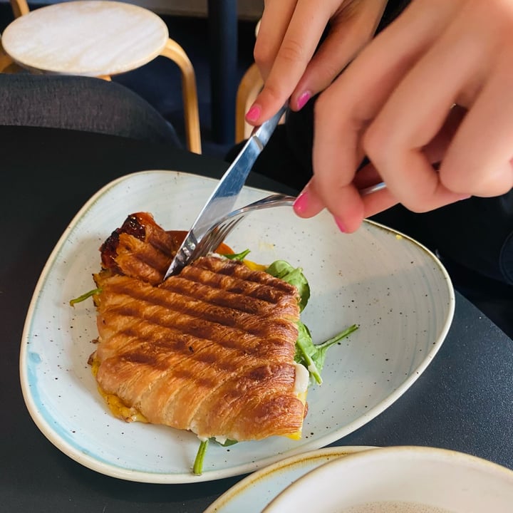 photo of Kaf Grilled croissant shared by @ktanith on  21 Mar 2023 - review