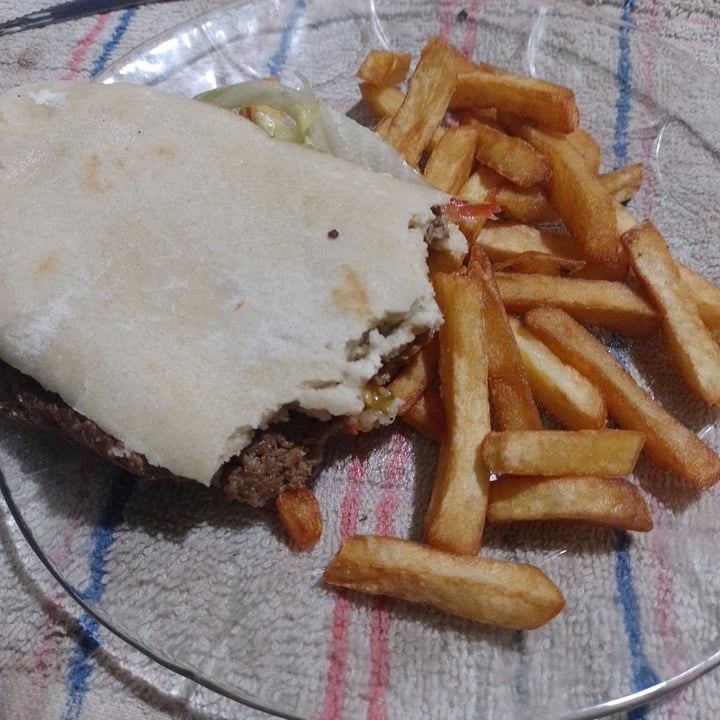 photo of Carnicería vegana sandwich de lomito shared by @euge86 on  12 Feb 2023 - review