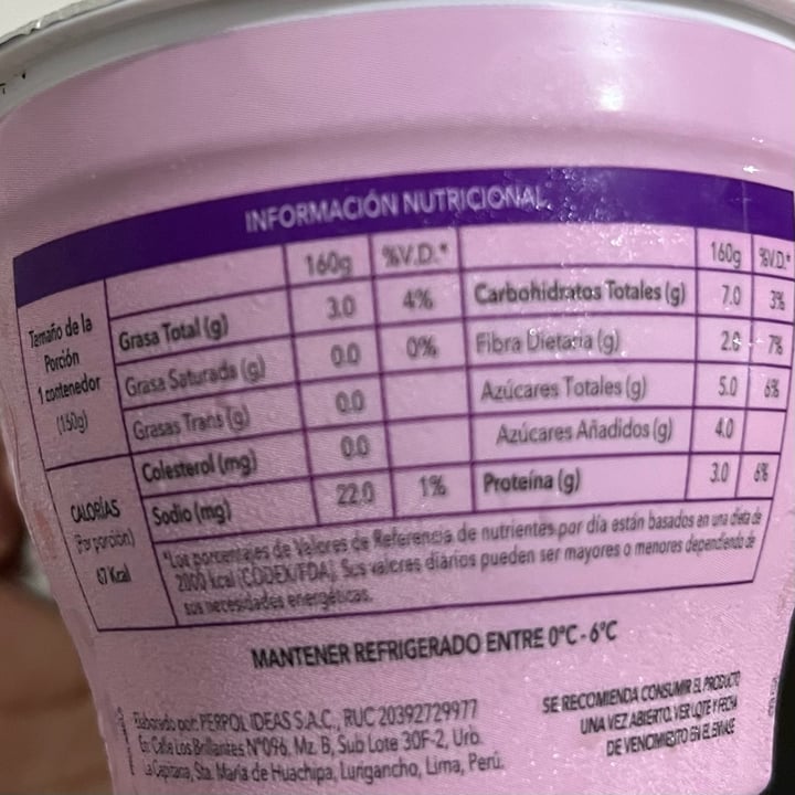 photo of Vakimu Yoguavena Mix Berries shared by @cosmicfrog on  11 Apr 2023 - review