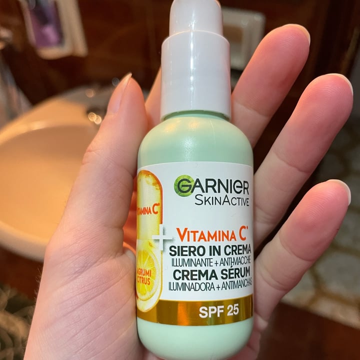 photo of Garnier siero vitamina c shared by @romanheidi on  08 Jan 2023 - review