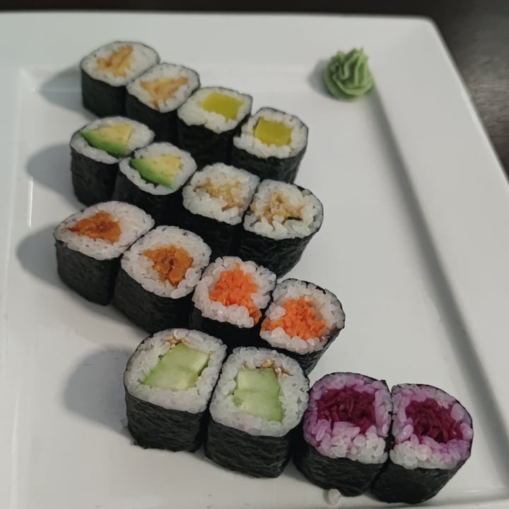 photo of Asia Fusion Sushi Hosomaki misti shared by @nkappa on  26 Feb 2023 - review