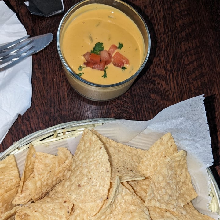 photo of Citizen Eatery Citizen Vegan Queso shared by @mari84 on  31 Jul 2023 - review