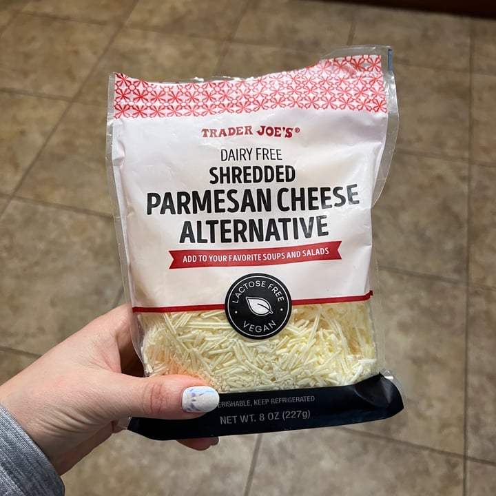 Trader Joe's Dairyfree shredded parmesan cheese alternative Review