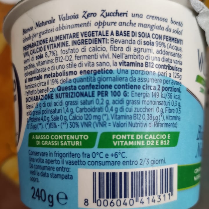 photo of Valsoia yogurt bianco naturale zero zuccheri shared by @livinginitaly on  27 Mar 2023 - review