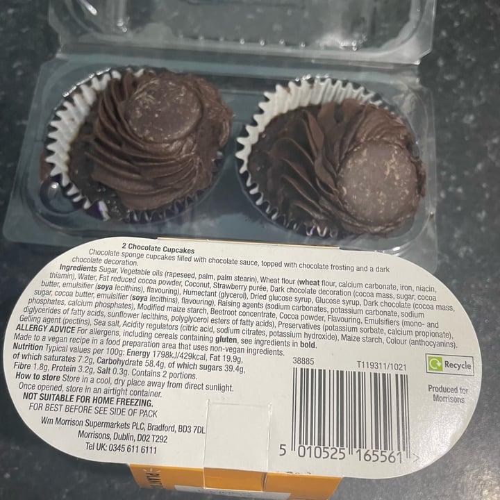 photo of Plant Revolution Chocolate Cupcakes shared by @olivejuice on  22 Jan 2023 - review