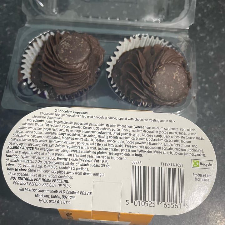 photo of Plant Revolution Chocolate Cupcakes shared by @olivejuice on  22 Jan 2023 - review