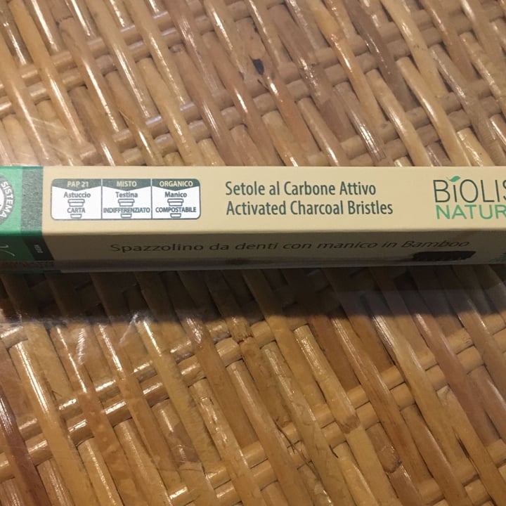 photo of Biolis Nature Spazzolino da denti con manico in Bamboo shared by @claire66 on  23 Jan 2023 - review
