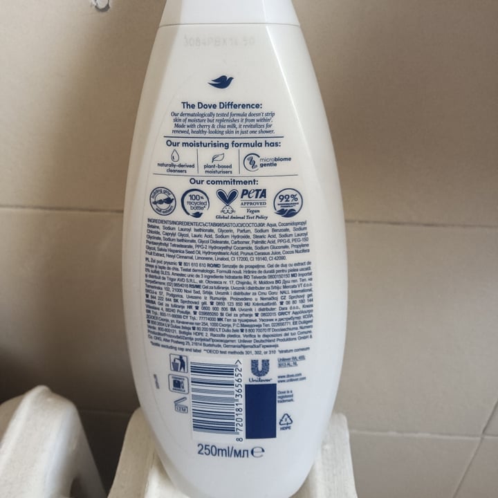 photo of Dove body wash reviving shared by @artemisianera on  11 May 2023 - review