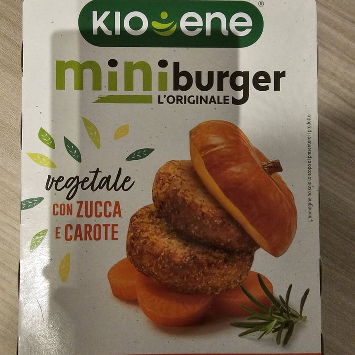 photo of Kioene burger di zucca e carote shared by @toffeeveg on  30 Apr 2023 - review