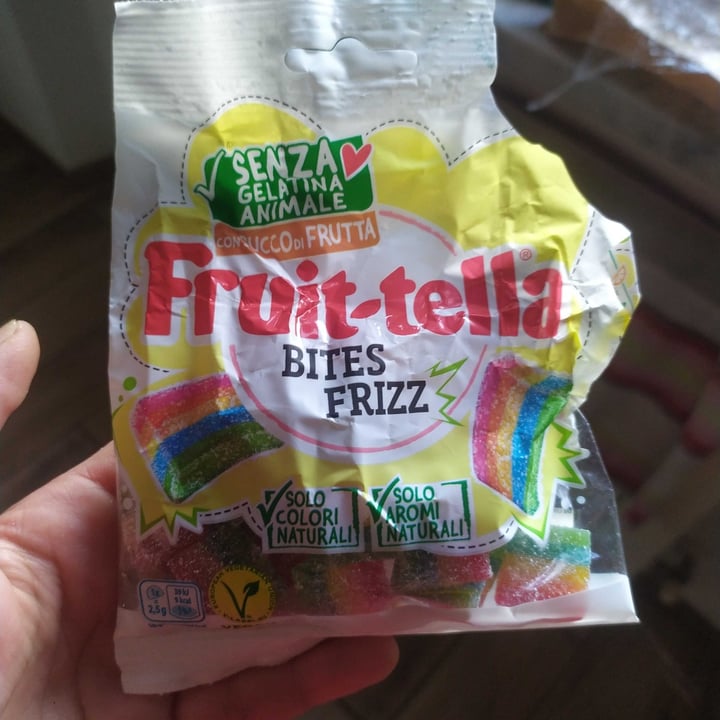 photo of Perfetti Fruit-tella Bites Frizz shared by @laraelena1984 on  08 Apr 2023 - review