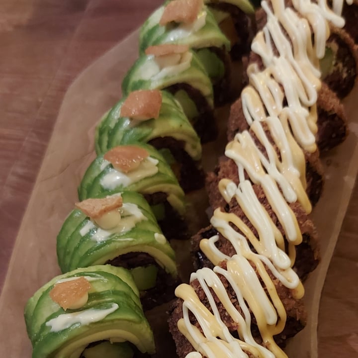 photo of Vegan Sushi Bar Signature Rolls shared by @ninargoring on  07 Jan 2023 - review