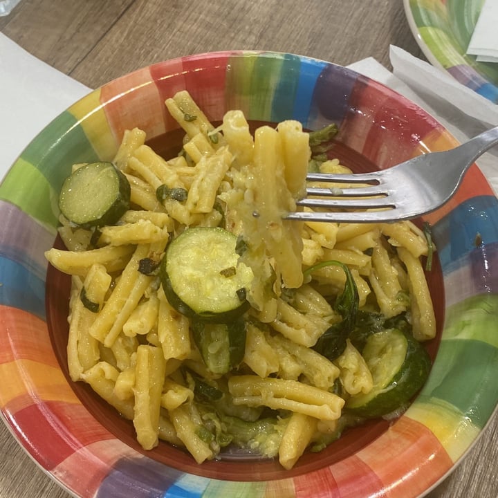 photo of O Grin Pasta Con Zucchini Y Queso shared by @juliprisma on  02 Jul 2023 - review