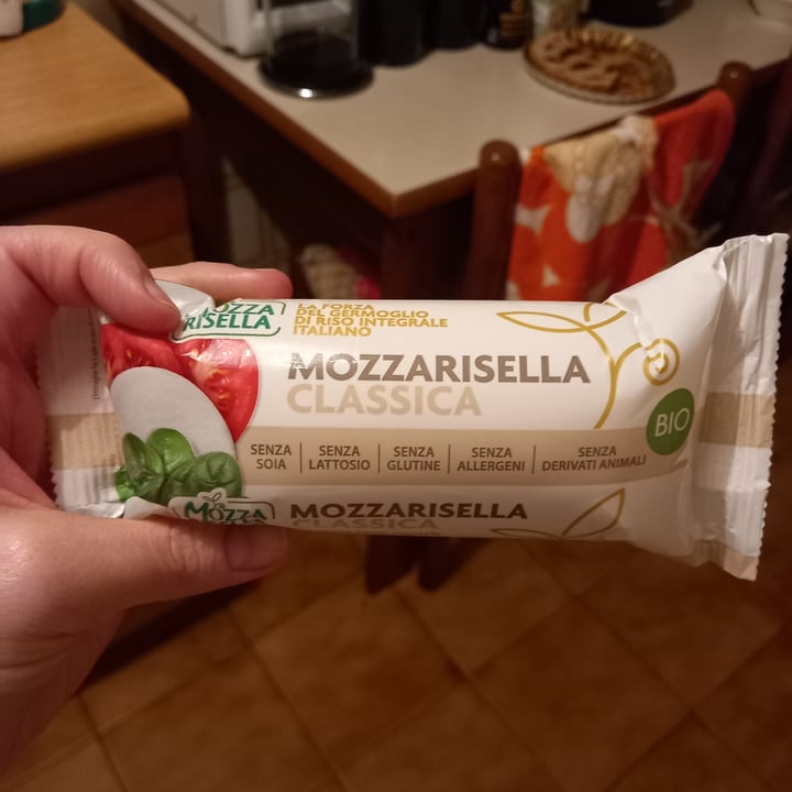 photo of Mozzarisella mozzarisella classica shared by @barbara1287 on  08 Jan 2023 - review