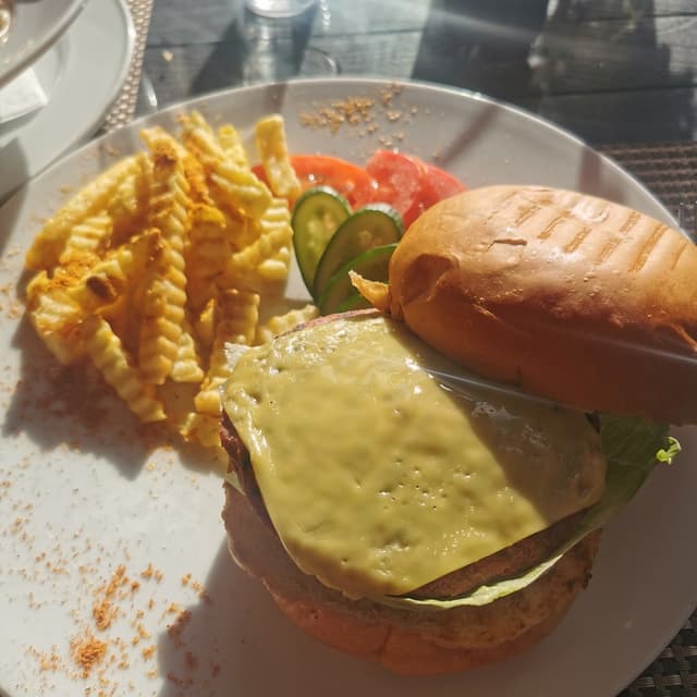 Photo of the dish “Cheese Burger”